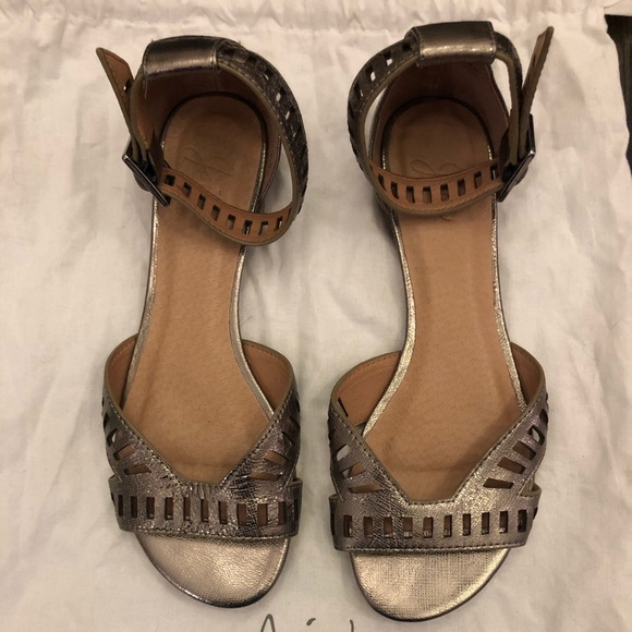 Joie Shoes - JOIE | Gunmetal Metallic Sandals